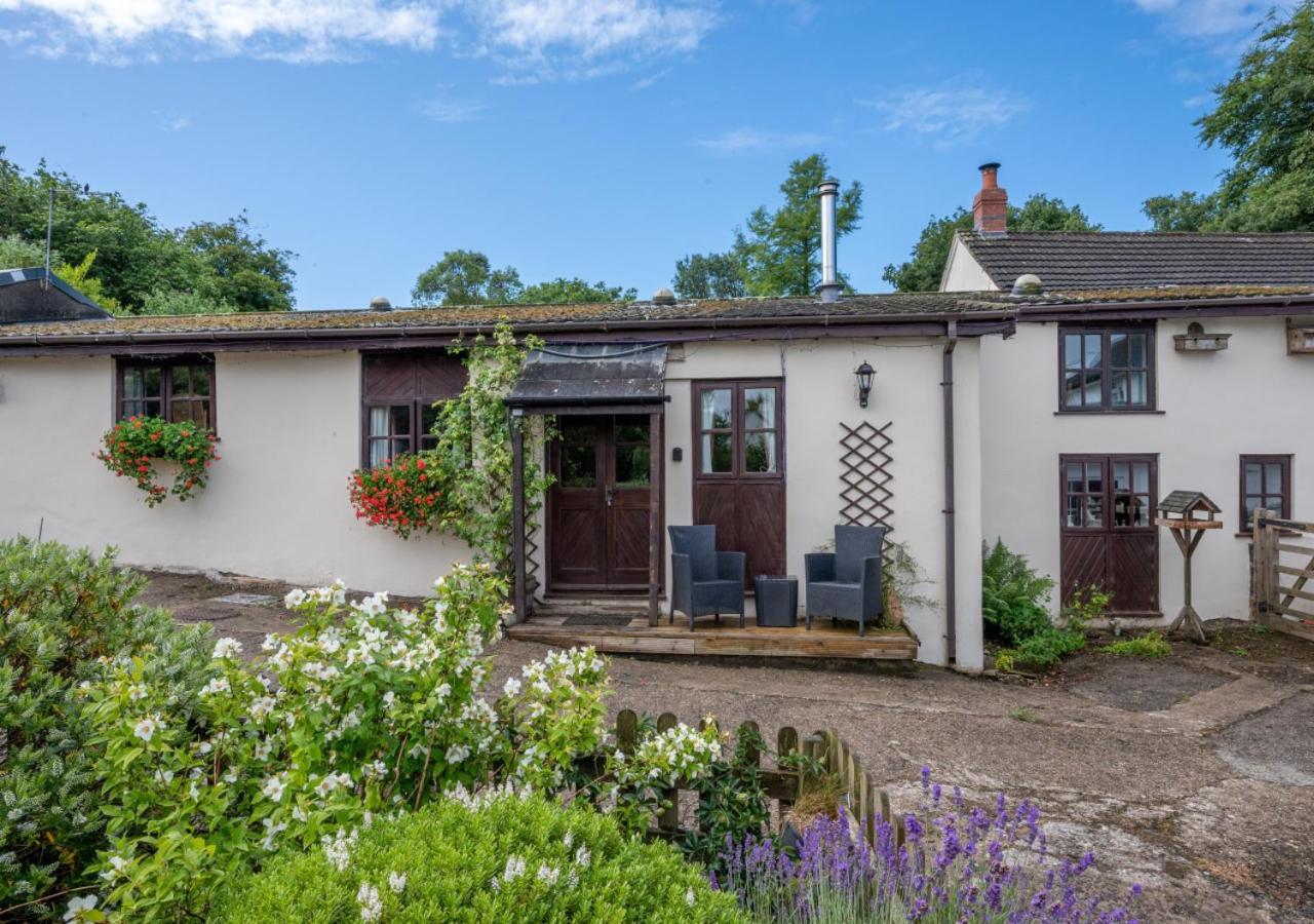 Swallow Barton Atherington  Exterior photo